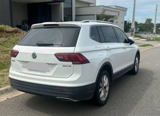 VOLKSWAGEN TIGUAN 1.4 250 TSI TOTAL FLEX ALLSPACE COMFORTLINE TIPTRONIC VOLKSWAGEN TIGUAN 1.4 250 TSI TOTAL FLEX ALLSPACE COMFORTLINE TIPTRONIC